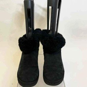 Ugg Women's Black Shearling Cold Weather Winter Foldover Boots - Size 9